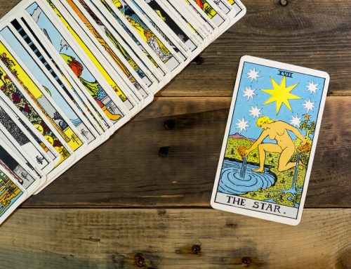 What to Expect from a Tarot Reading
